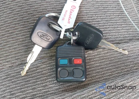 1999 Ford Windstar Se z USA, uszkodzony, nr VIN 2FMDA5240XBB28495